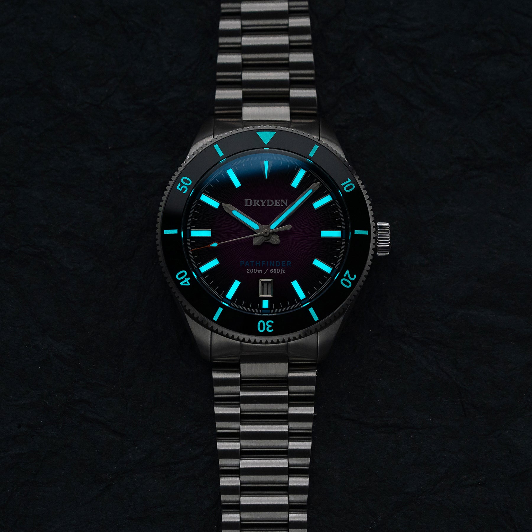 レンディ　オクタフィアン Dryden Pathfinder 41mm 200M Automatic Dive Watch - Magenta Fume